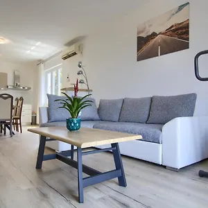 Mimoza Apartament Kali